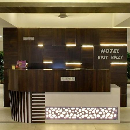 Hotel Best Velly Gandhinagar Esterno foto