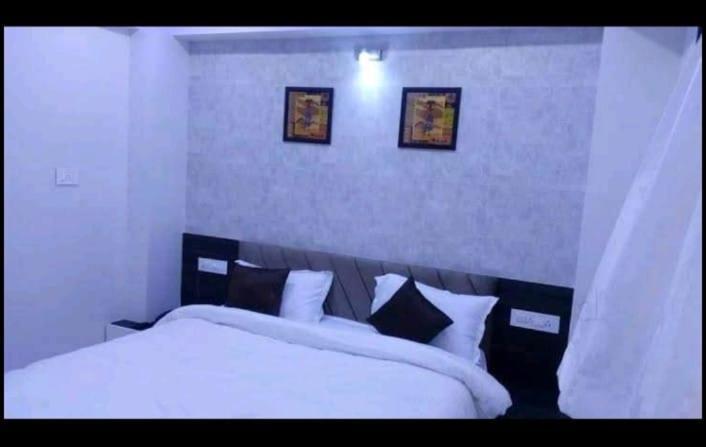 Hotel Best Velly Gandhinagar Esterno foto