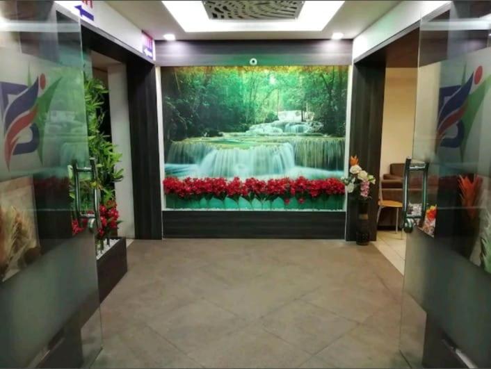 Hotel Best Velly Gandhinagar Esterno foto