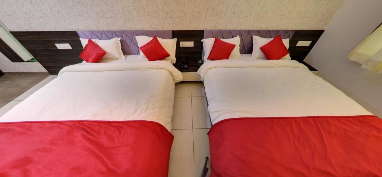 Hotel Best Velly Gandhinagar Esterno foto